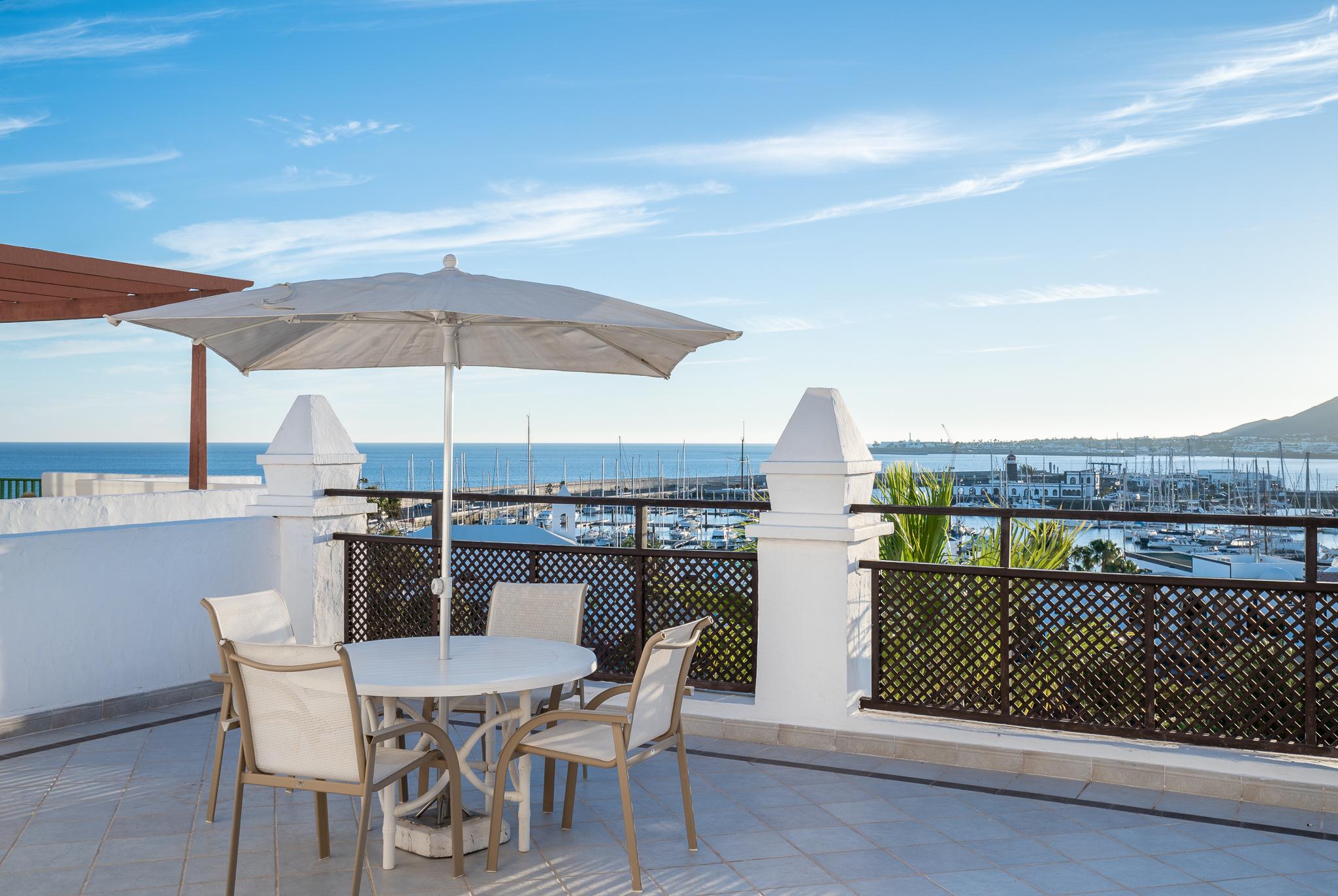 Hotel Livvo Volcan Lanzarote Πλάγια Μπλάνκα Εξωτερικό φωτογραφία