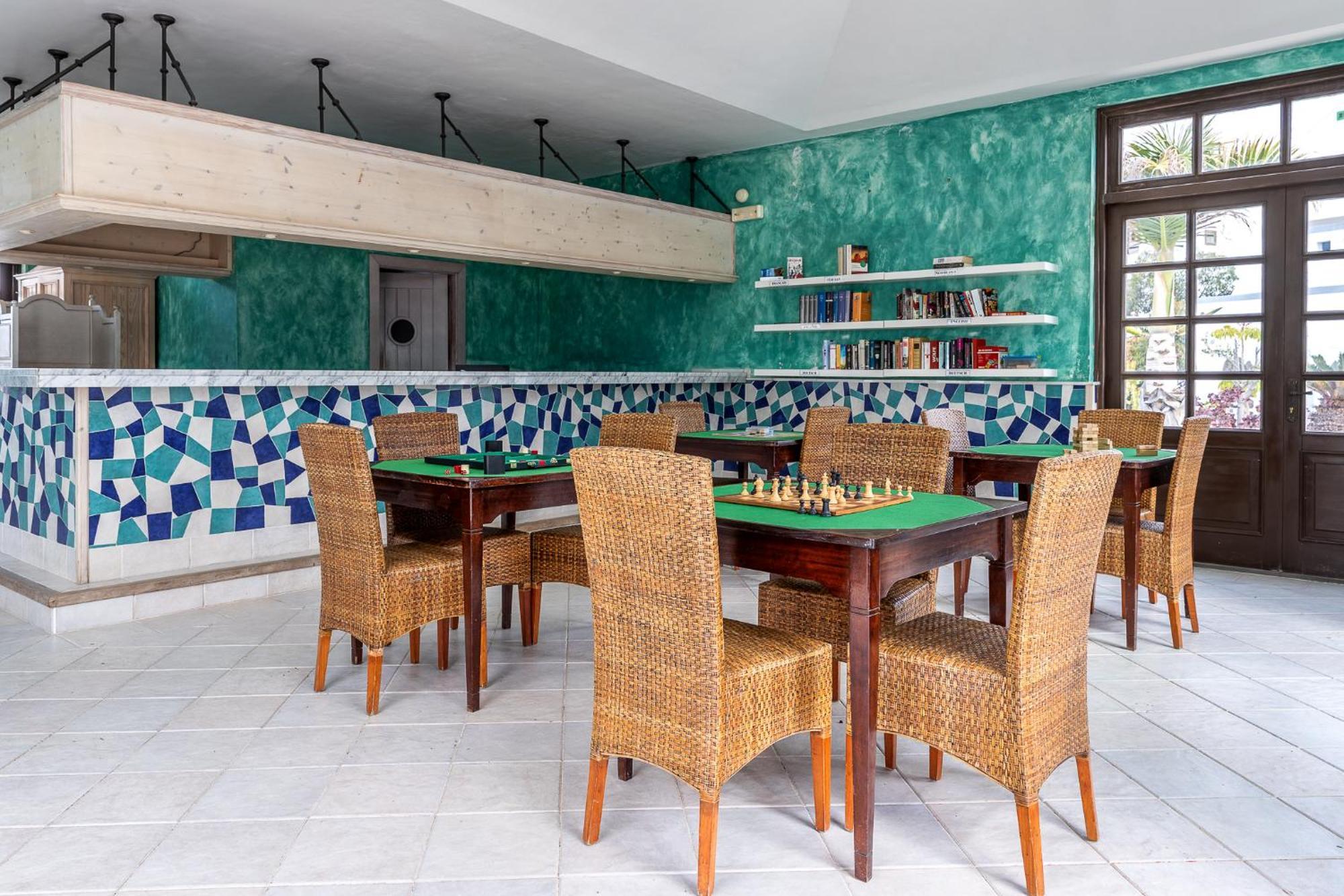 Hotel Livvo Volcan Lanzarote Πλάγια Μπλάνκα Εξωτερικό φωτογραφία